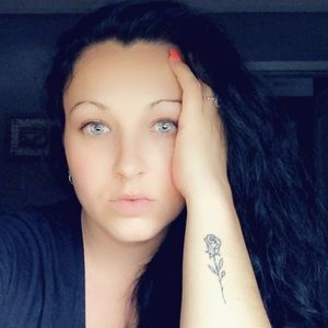 Meet your Posher, Candice